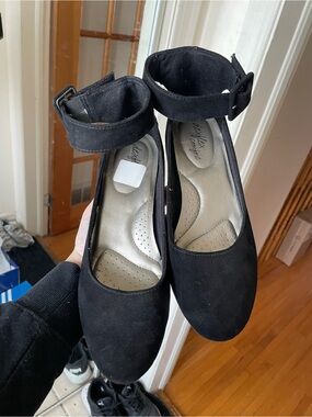 Black Ankle-Strap Women’s Flats